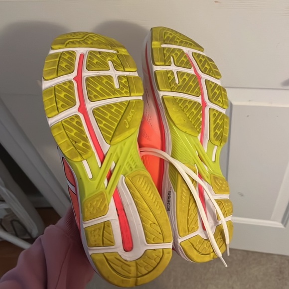 ASICS GT-2000 7 - Picture 3 of 5